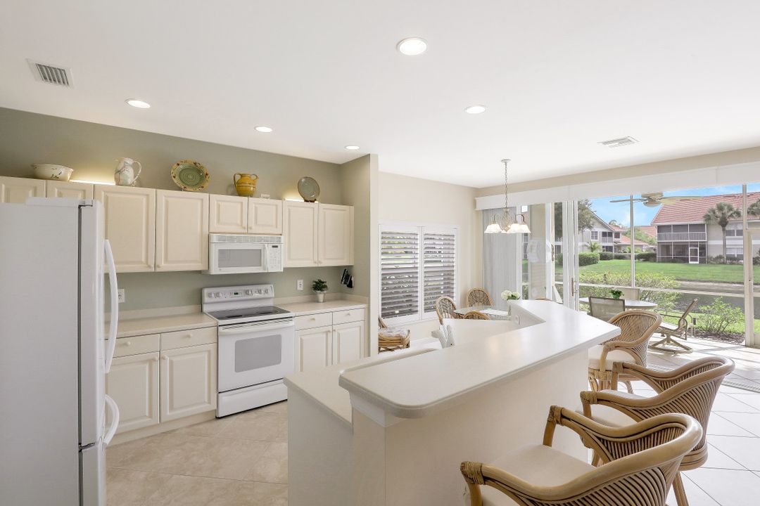 5230 Birmingham Dr #101, Naples, FL 34110