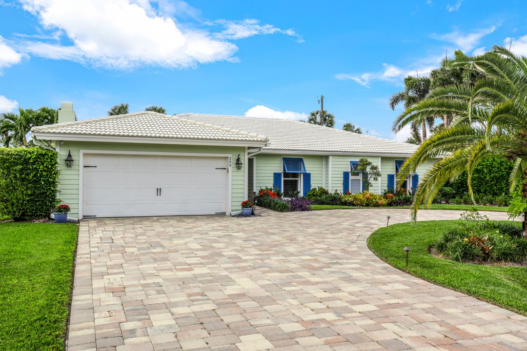 299 Mel-Jen Dr, Naples, FL 34105