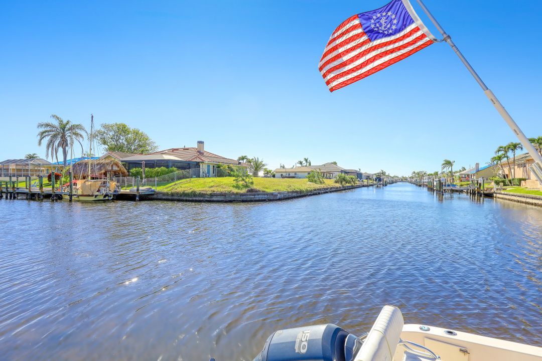 830 SW 48th Terrace, Cape Coral, FL 33914