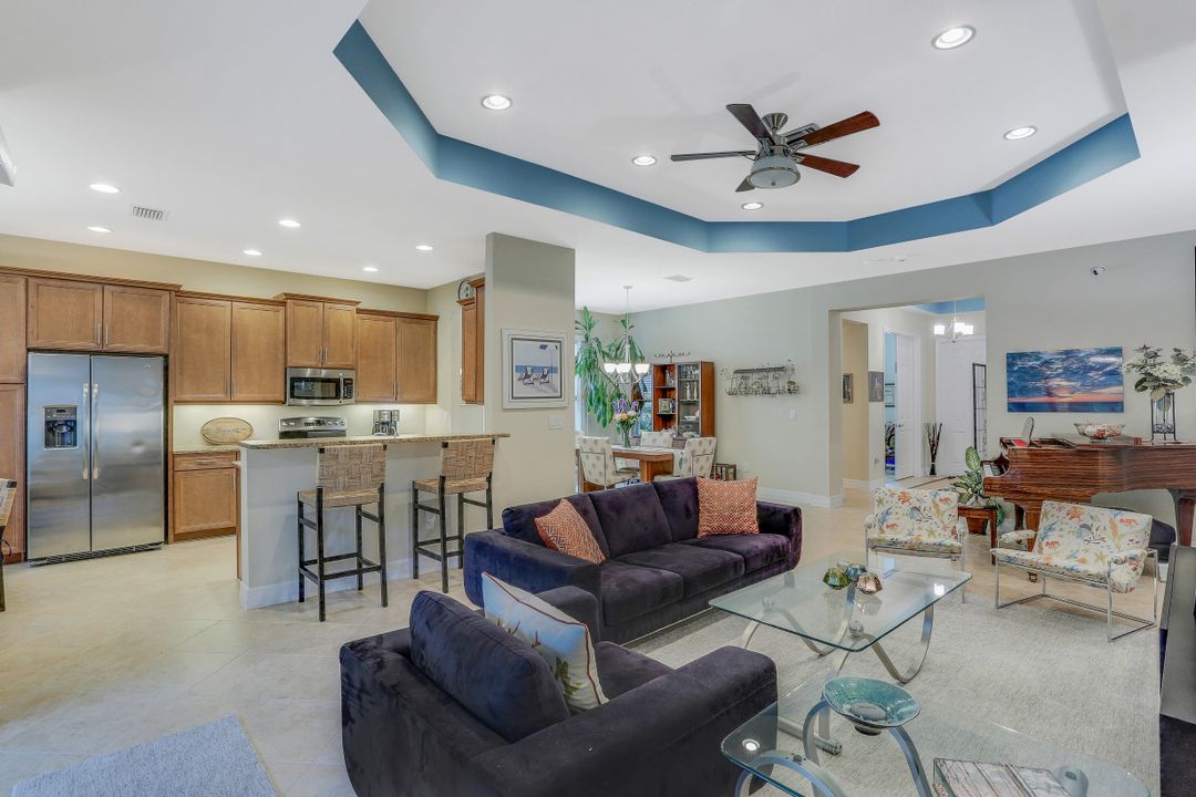 11222 Yellow Poplar Dr, Fort Myers, FL 33913