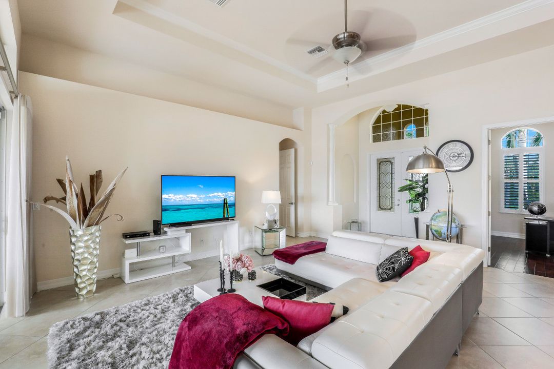 5248 SW 18th Ave, Cape Coral, FL 33914