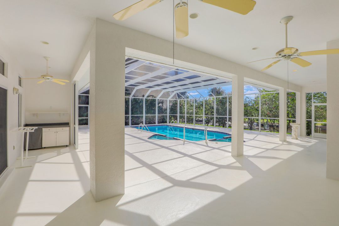 5364 Darby Ct, Cape Coral, FL 33904