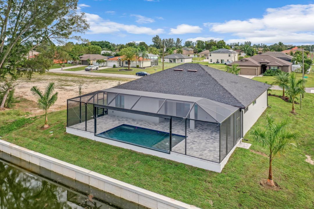 1529 SW 28th Terrace, Cape Coral, FL 33914