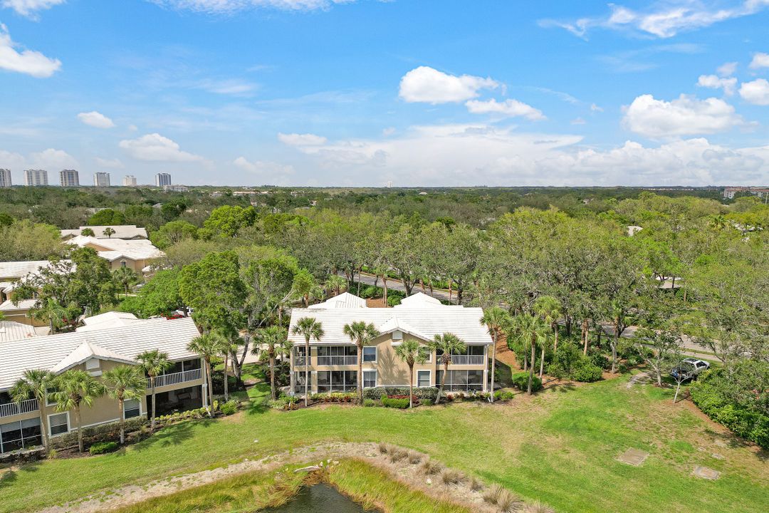 24820 Lakemont Cove Ln #201, Bonita Springs, FL 34134