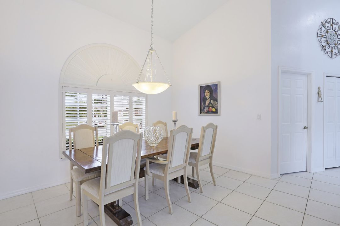 4105 SW 27th Ave, Cape Coral, FL 33914