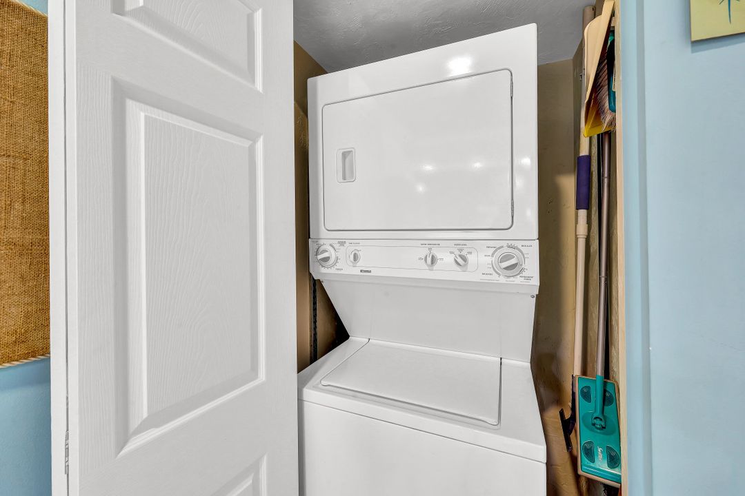 39 N Collier Blvd #207, Marco Island, FL 34145