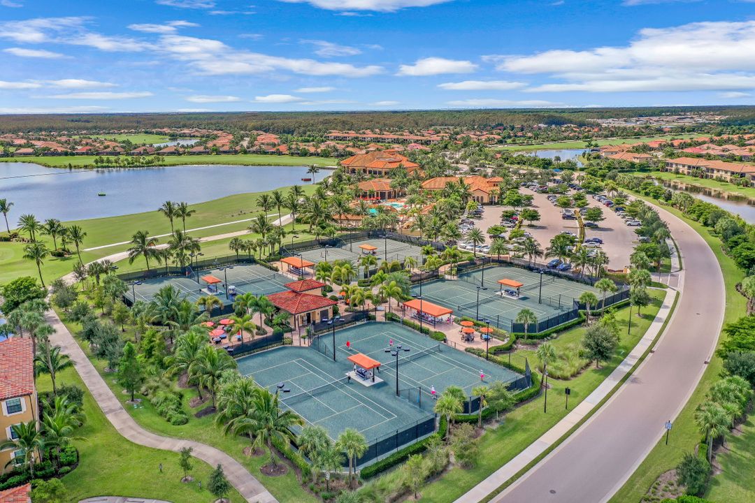 28770 Cavan Ct, Bonita Springs, FL 34135