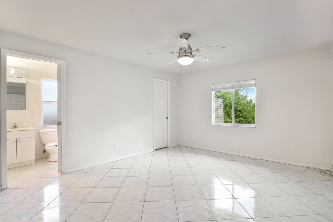 3265 58th Ave NE, Naples, FL 34120