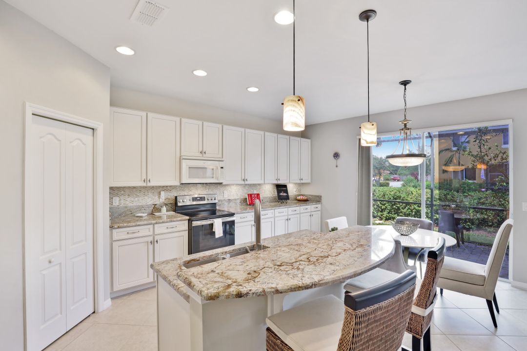 10100 N Golden Elm Dr, Estero, FL 33928