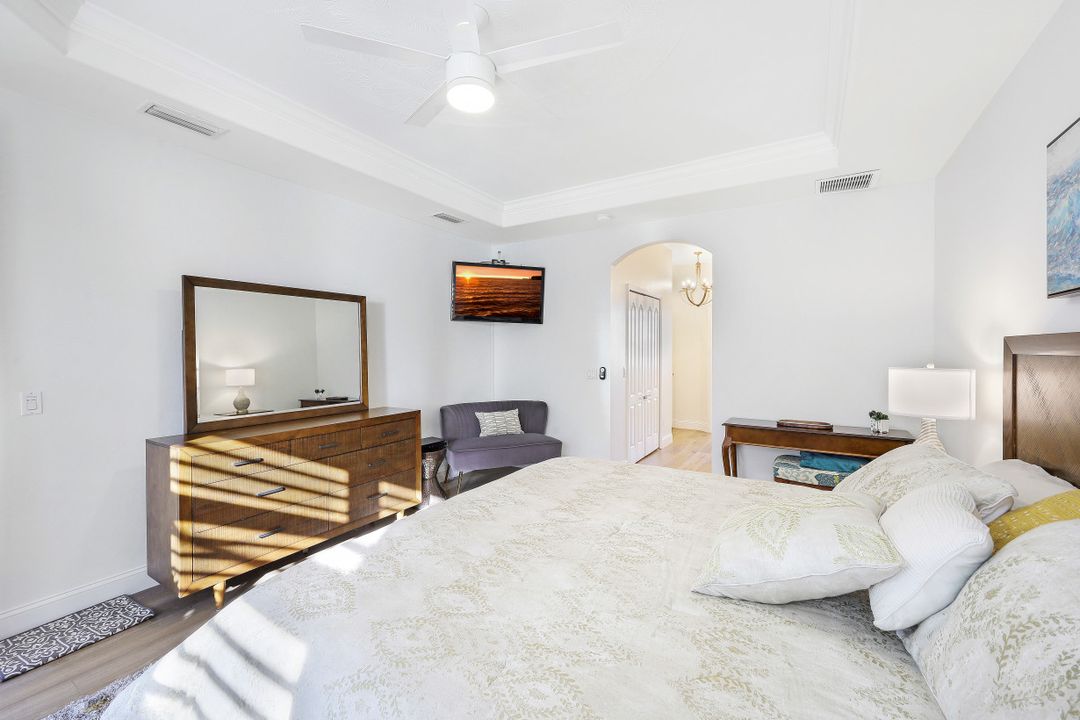 28388 Del Lago Way, Bonita Springs, FL 34135