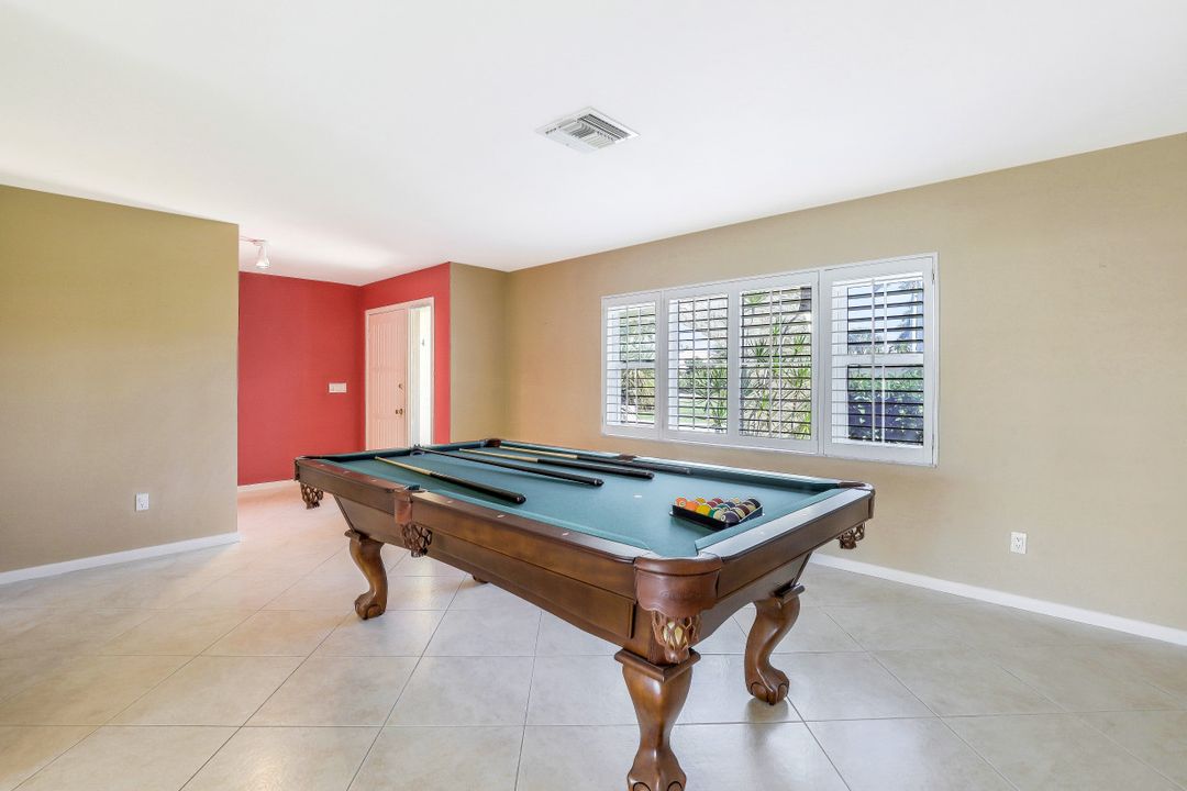 430 Driftwood Ct, Marco Island, FL 34145