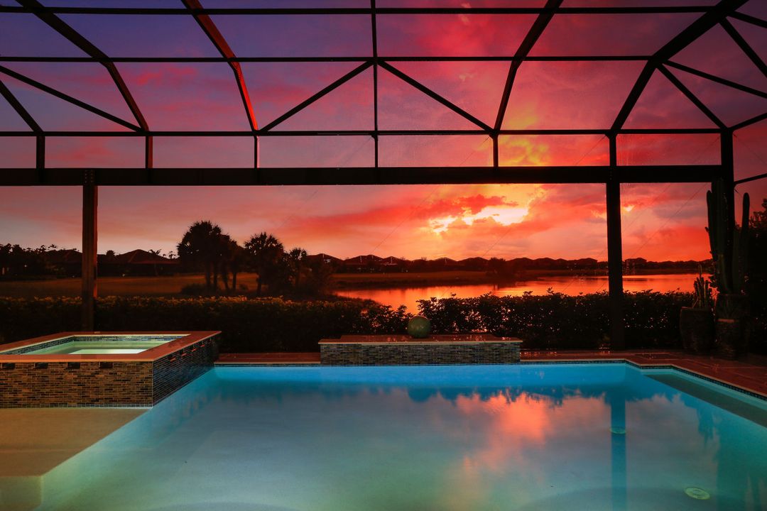 9105 Esplanade Blvd, Naples, FL 34119