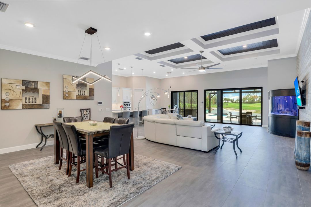 19264 Aqua Shore Dr, Fort Myers, FL 33913