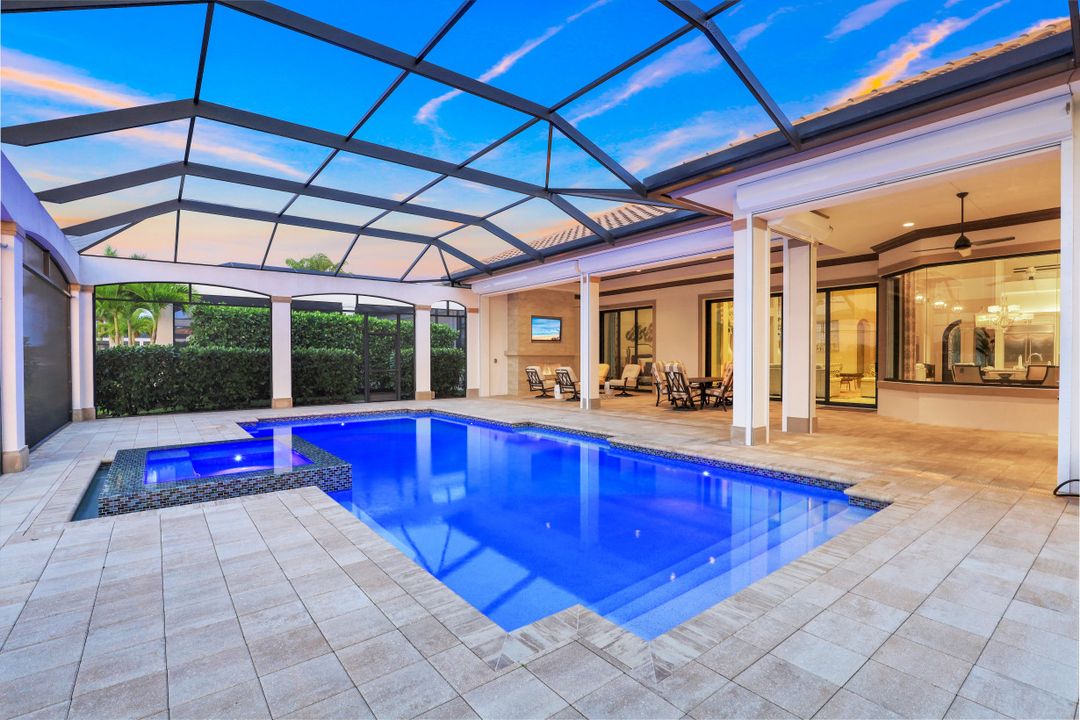 16459 Seneca Way, Naples, FL 34110