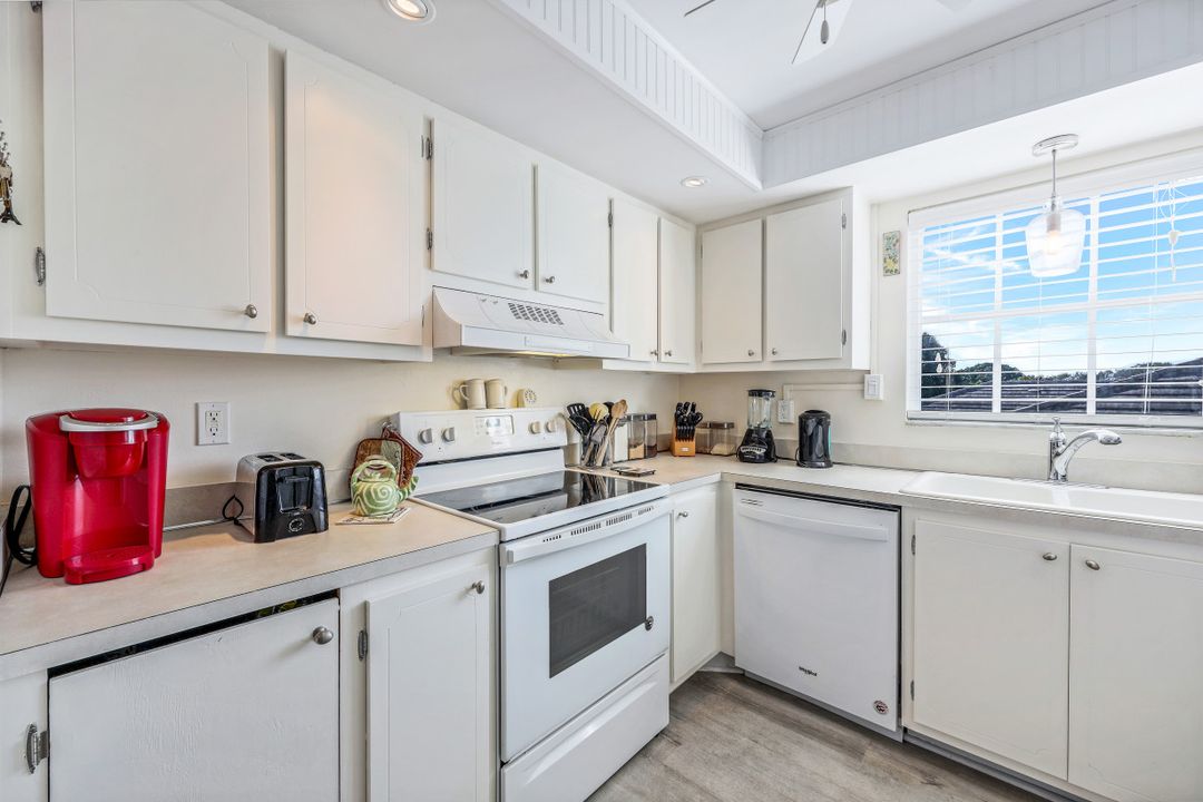 315 St Andrews Blvd #A21, Naples, FL 34113