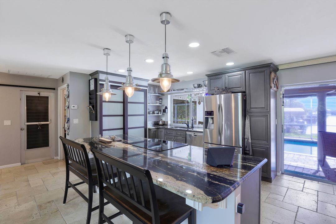 3817 SW 2nd Ave, Cape Coral, FL 33914