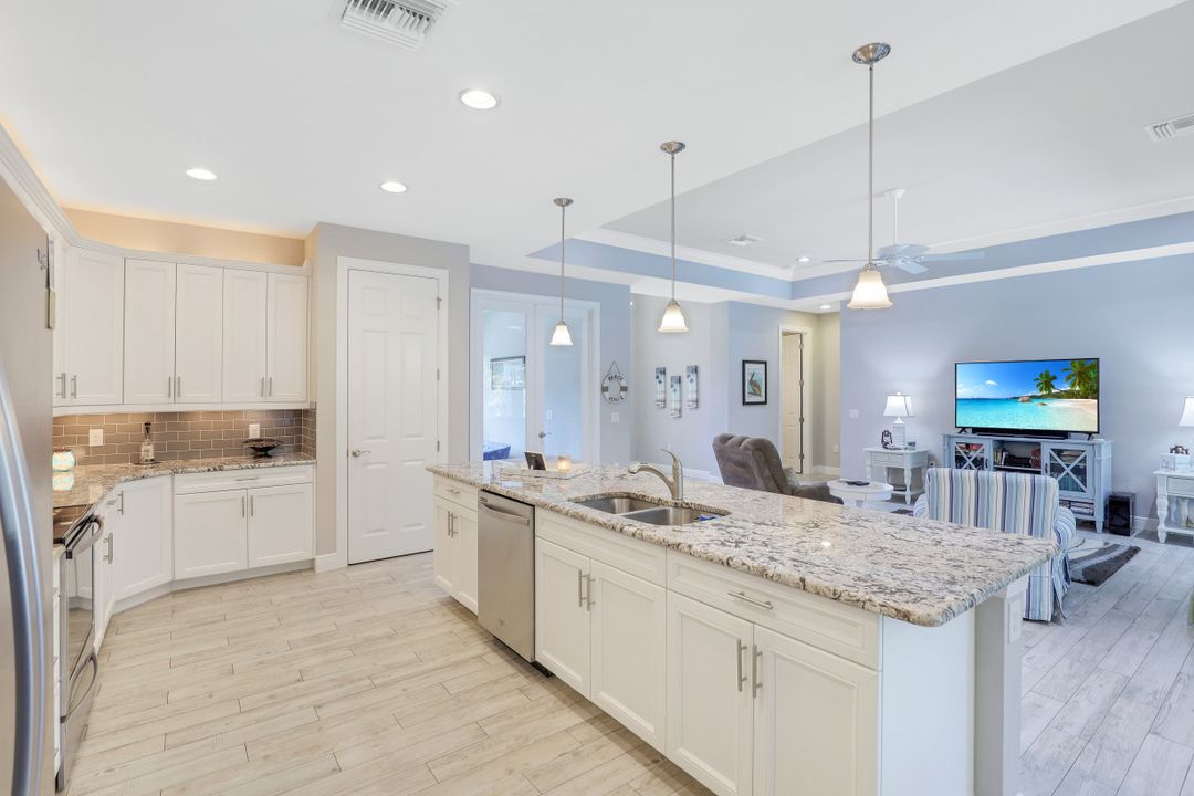 10019 Hidden Pines Ln, Bonita Springs, FL 34135