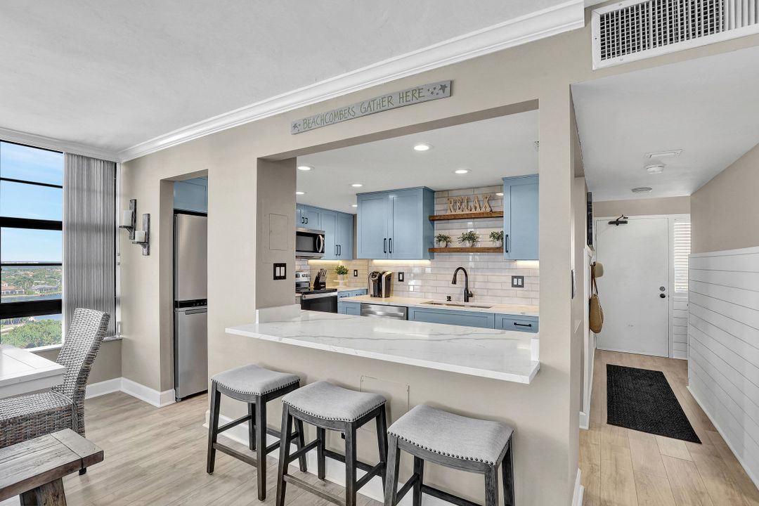 380 Seaview Ct #1403, Marco Island, FL 34145