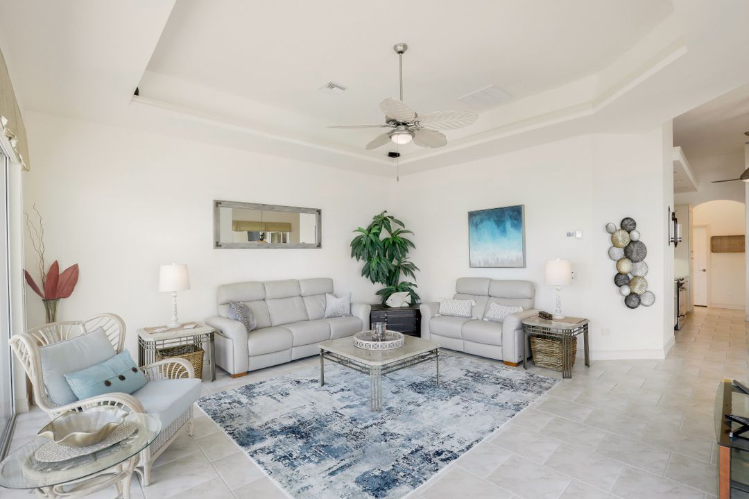 5360 Mikado Ct, Cape Coral, FL 33904