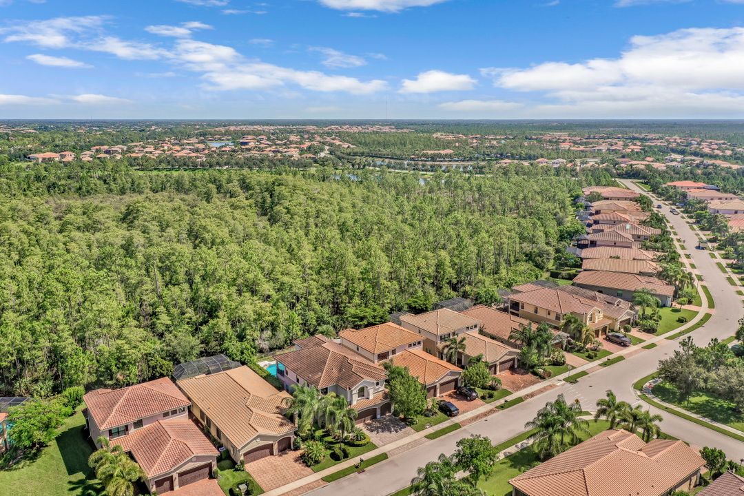 3407 Pacific Dr, Naples, FL 34119