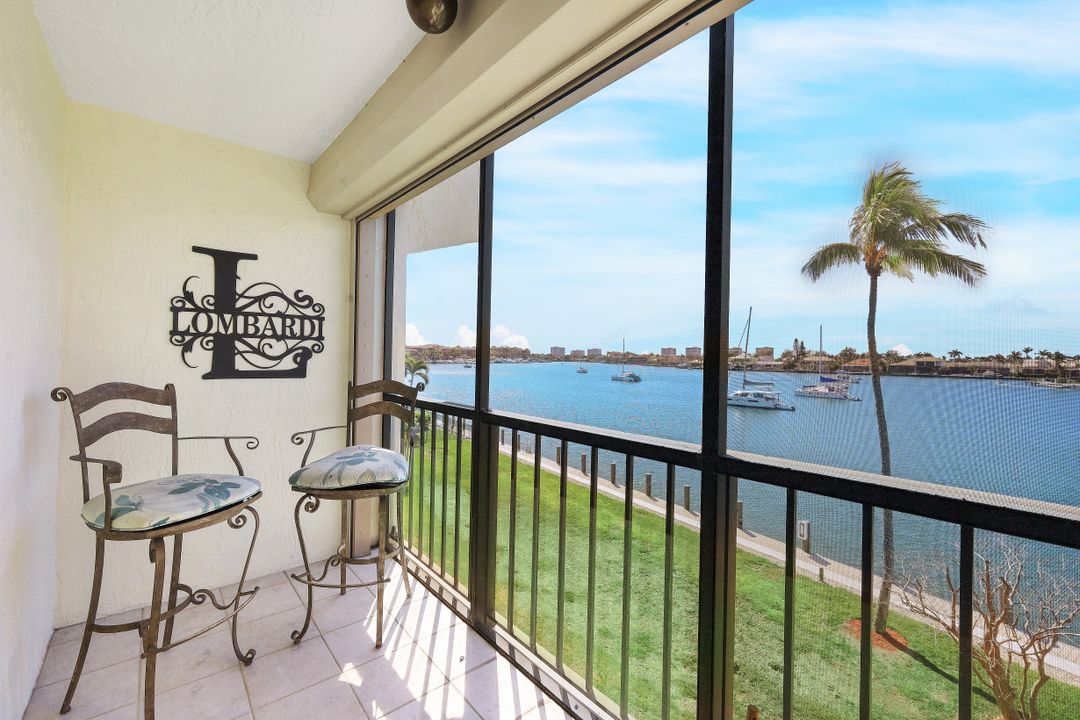 838 W Elkcam Cir #303, Marco Island, FL 34145