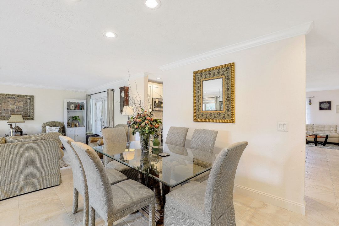 1570 Villa Ct, Marco Island, FL 34145