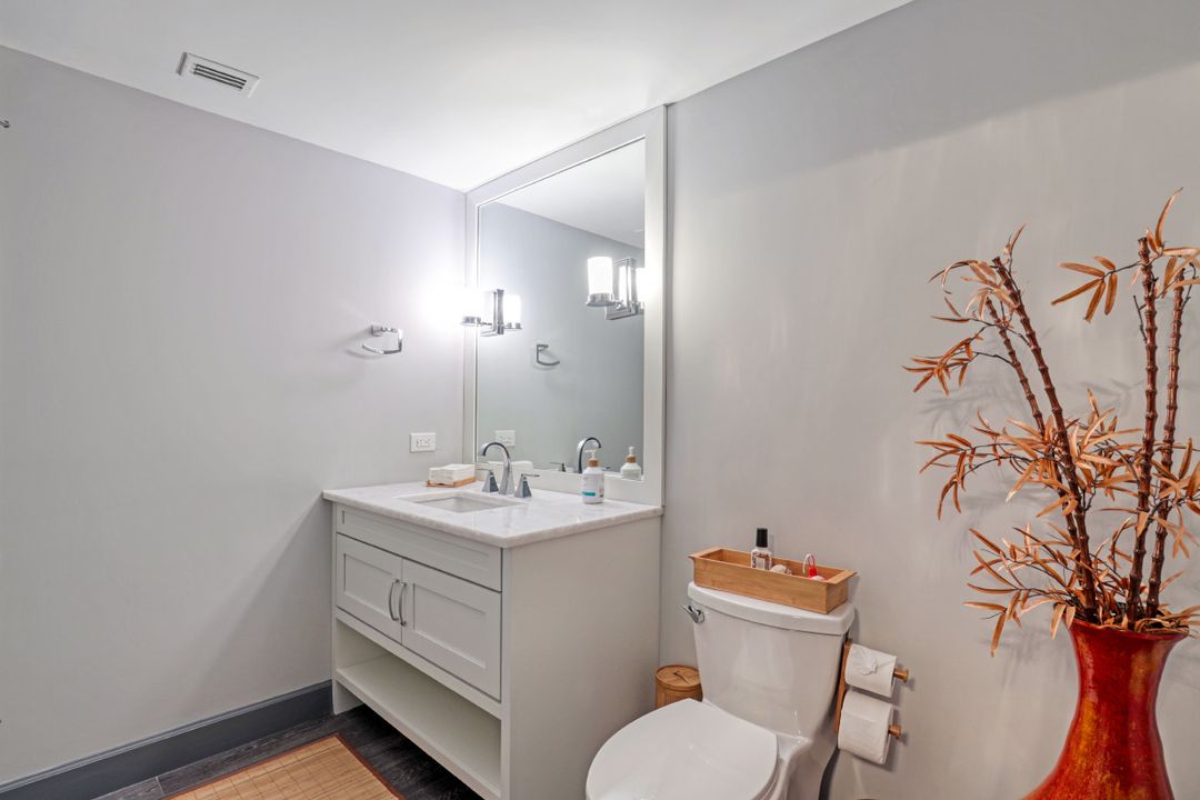 8720 Bay Colony Dr, Naples, FL 34108