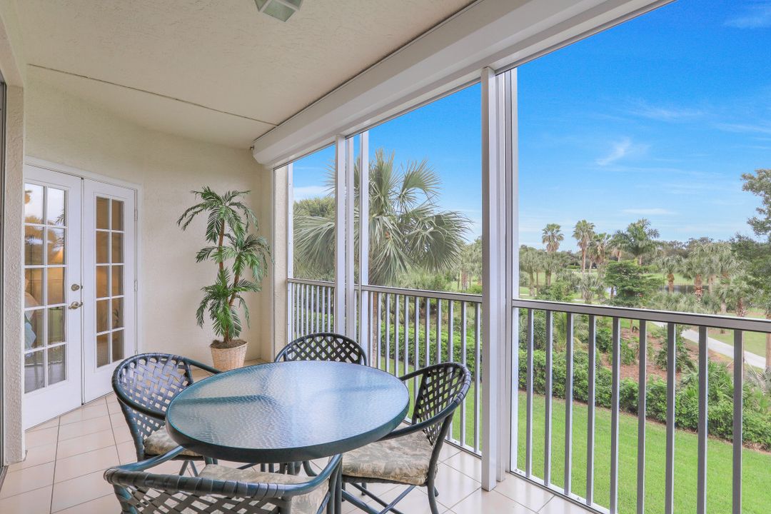 7687 Pebble Creek Cir #204, Naples, FL 34108
