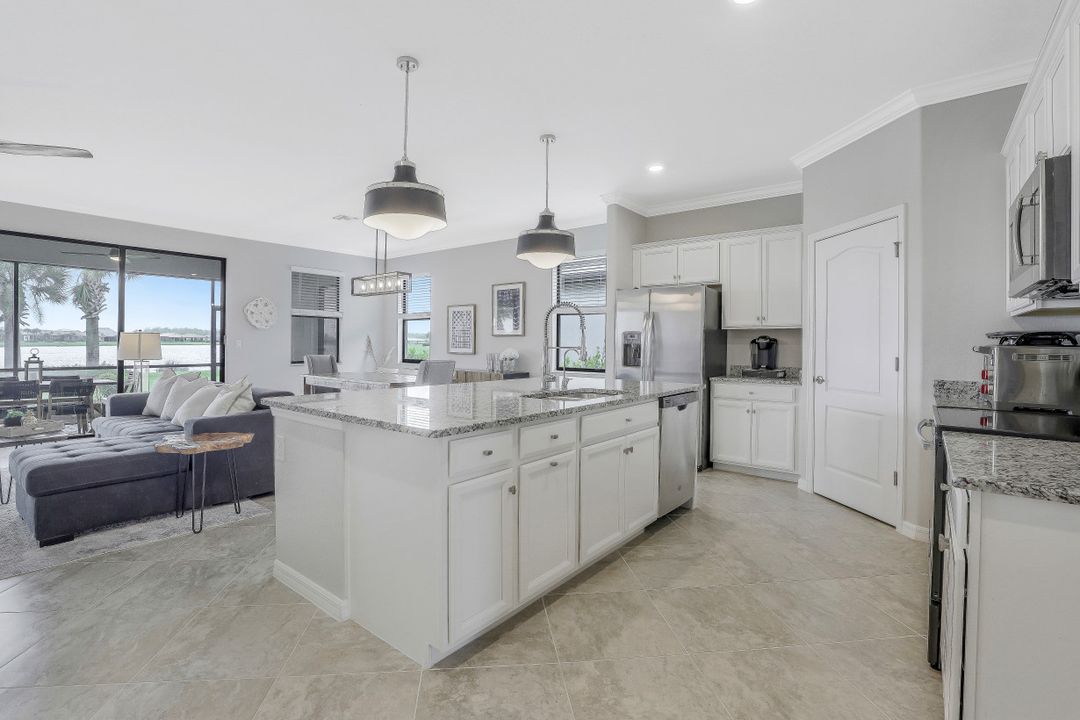 19877 Beechcrest Pl, Estero, FL 33928