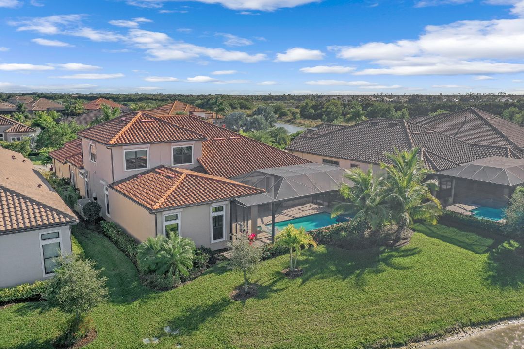 3341 Fanny Bay Ln, Naples, FL 34114