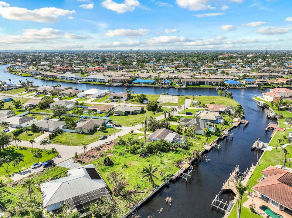 1125 SE 38th St, Cape Coral, FL 33904