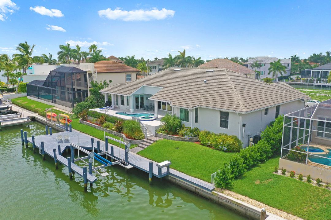 470 Maunder Ct, Marco Island, FL 34145