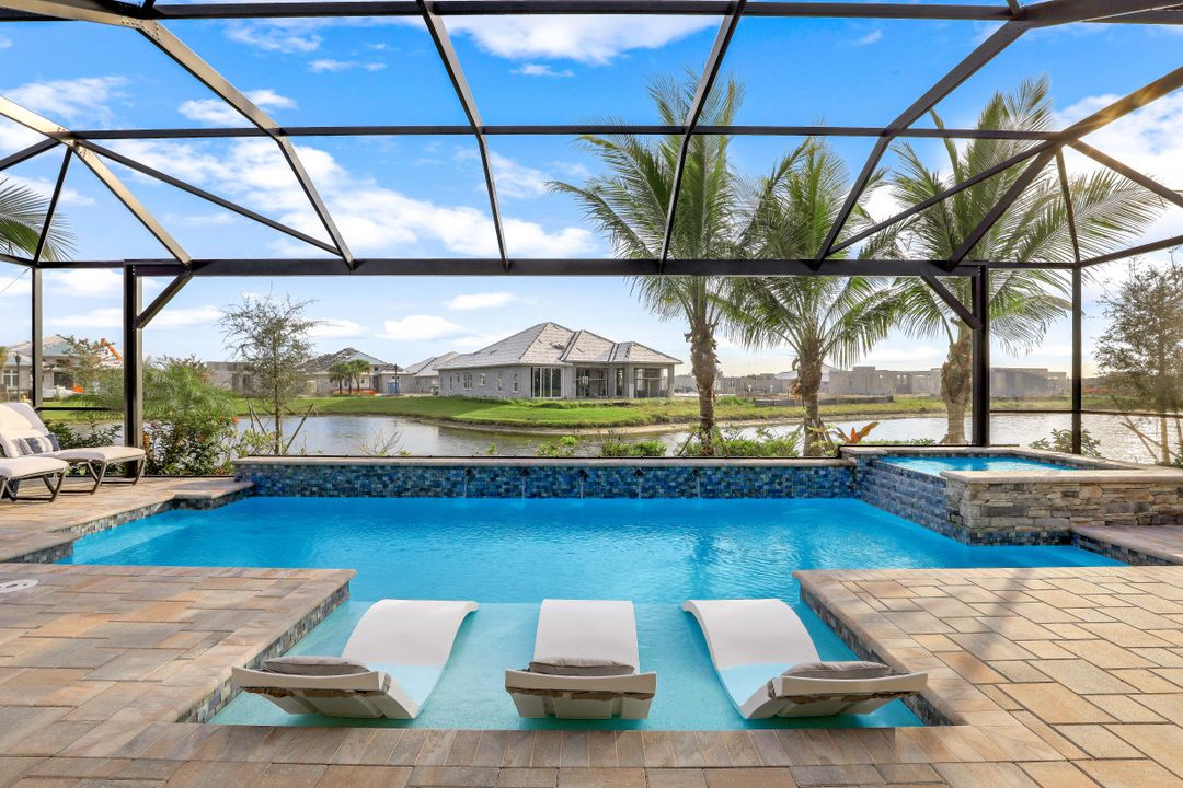 3258 Belon Ln, Naples, FL 34114