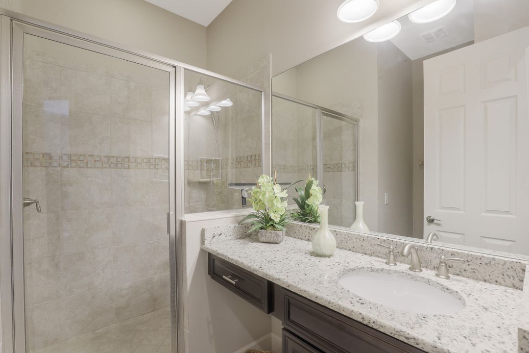 8843 Nautical Landing Cir #201, Naples, FL 34120