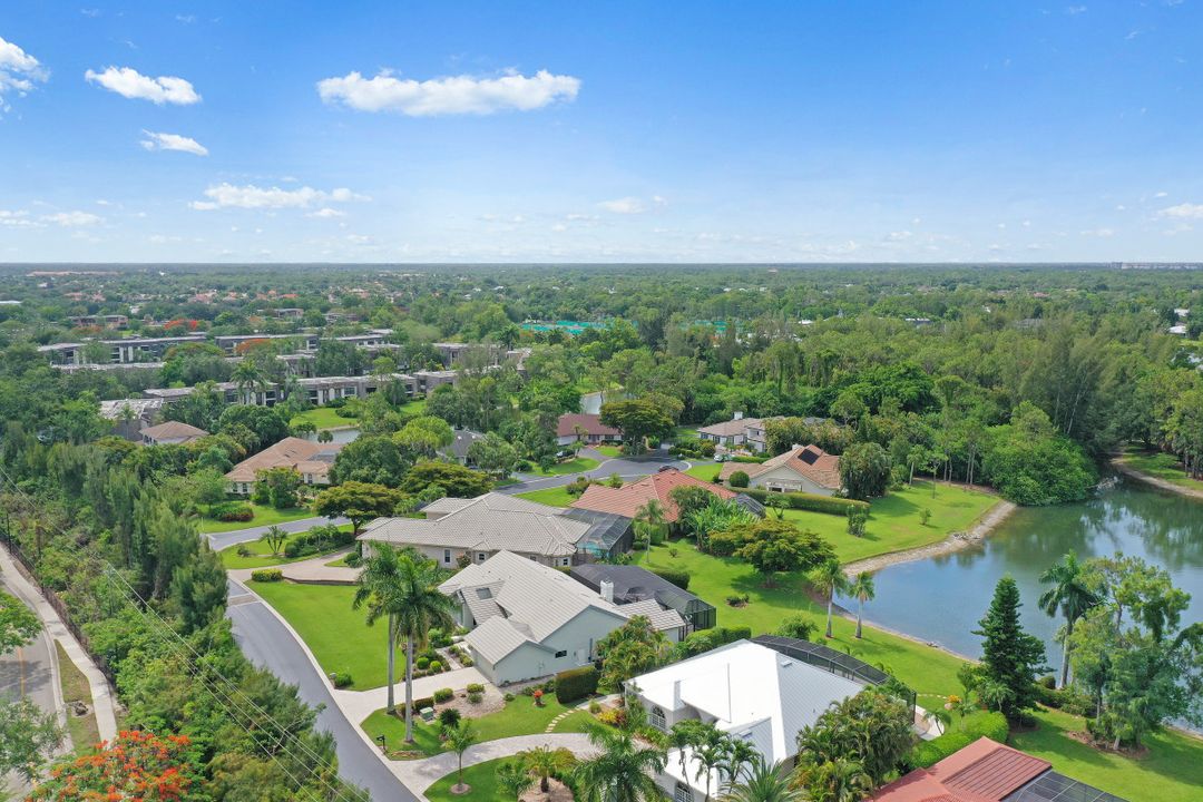 1380 Bald Eagle Dr, Naples, FL 34105