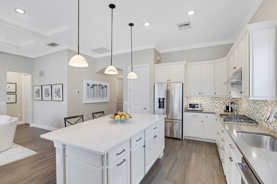 2765 Amaranda Ct, Naples, FL 34114