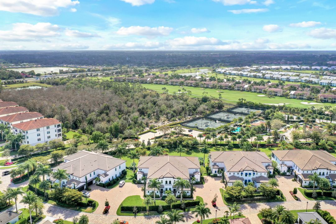16380 Corsica Way #201, Naples, FL 34110