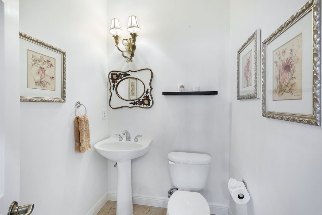 5110 W Hyde Park Ct #204, Fort Myers, FL 33912