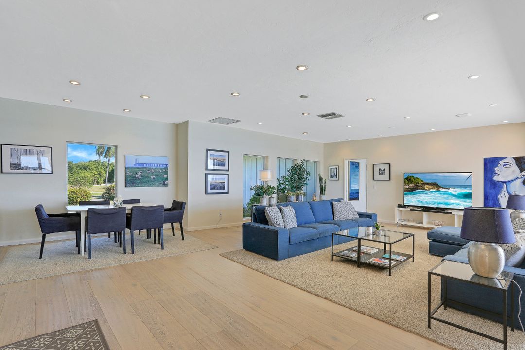 1028 W Inlet Dr, Marco Island, FL 34145