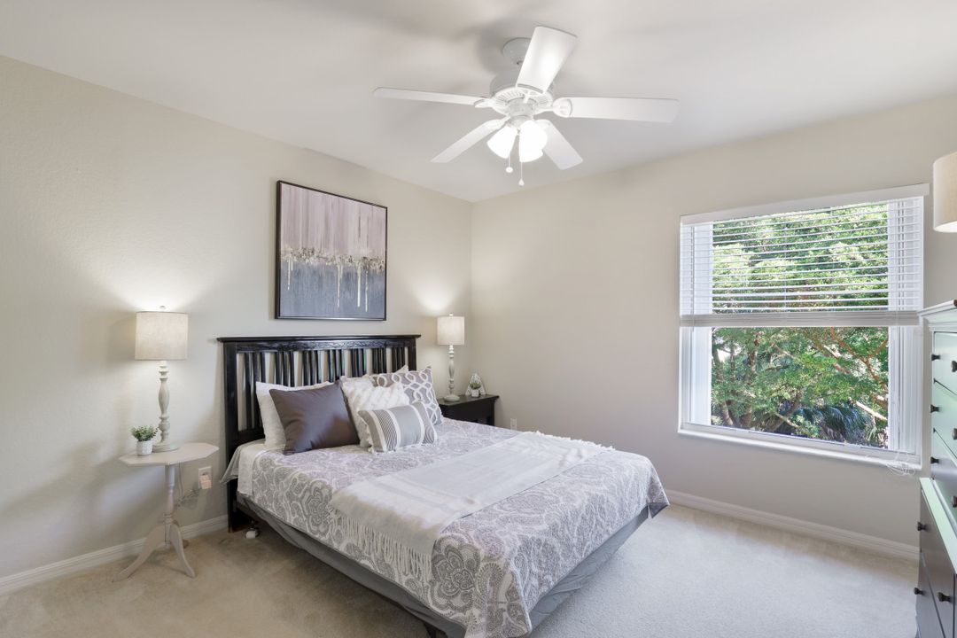 8346 Sumner Ave, Fort Myers, FL 33908