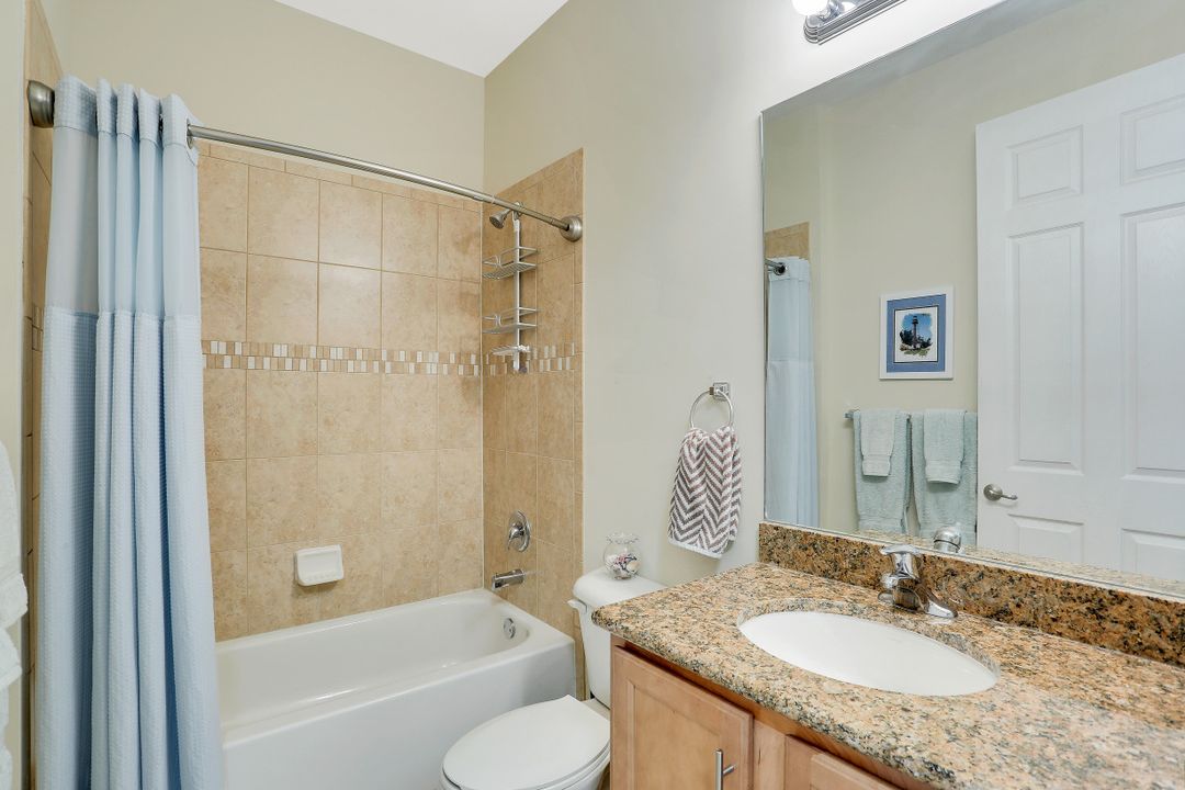 11222 Yellow Poplar Dr, Fort Myers, FL 33913