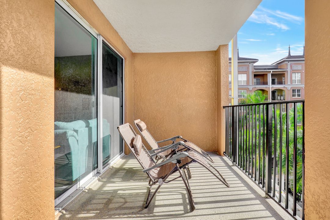 2825 Palm Beach Blvd #519, Fort Myers, FL 33916