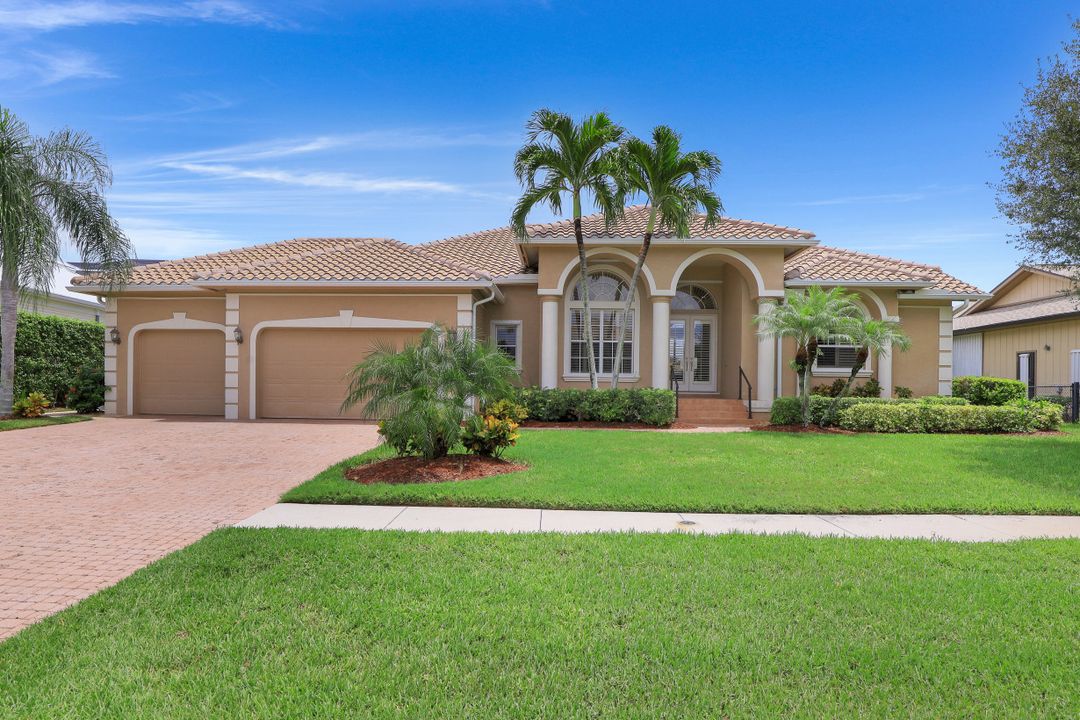 443 Nassau Ct, Marco Island, FL 34145