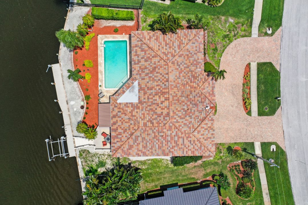 419 Nassau Ct, Marco Island, FL 34145