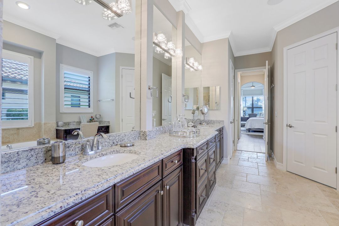 17201 Cherrywood Ct, Bonita Springs, FL 34135