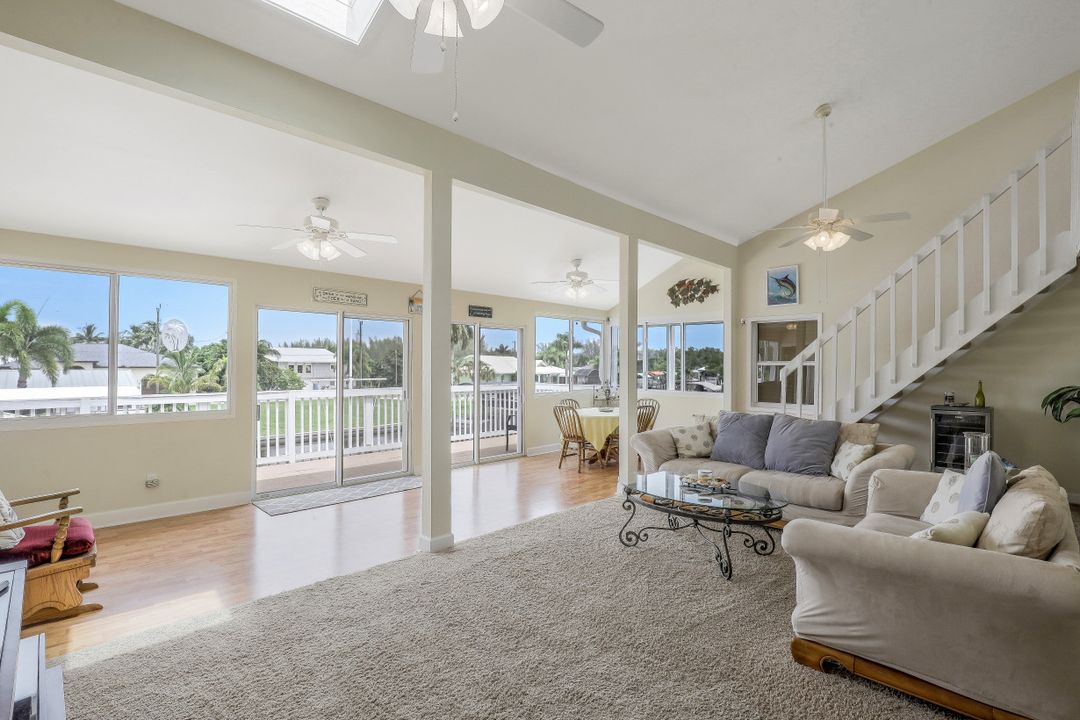 3668 Clipper Ln, Saint James City, FL 33956