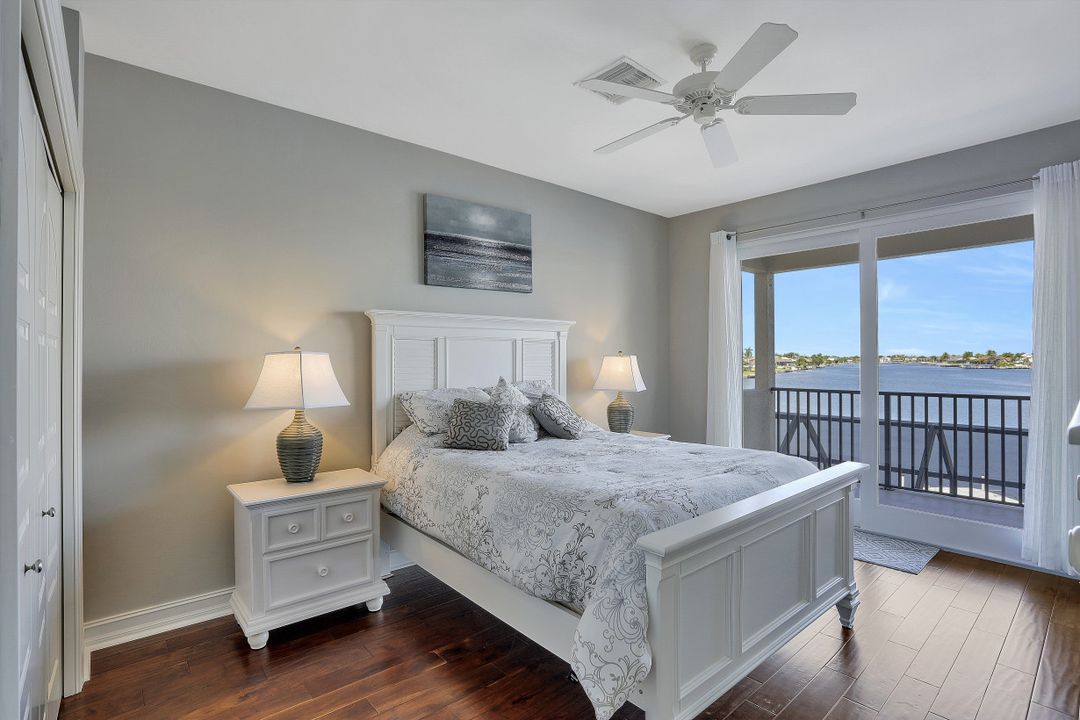 1056 Fieldstone Dr, Marco Island, FL 34145