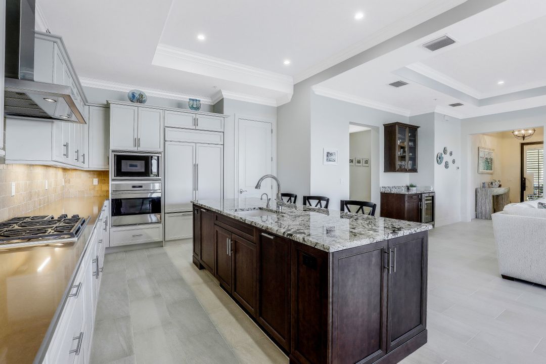 11010 Via Tuscany Ln #101, Miromar Lakes, FL 33913