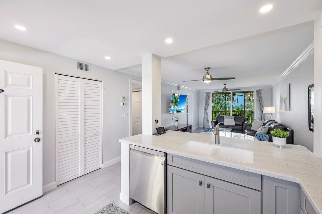 861 S Collier Blvd #305, Marco Island, FL 34145