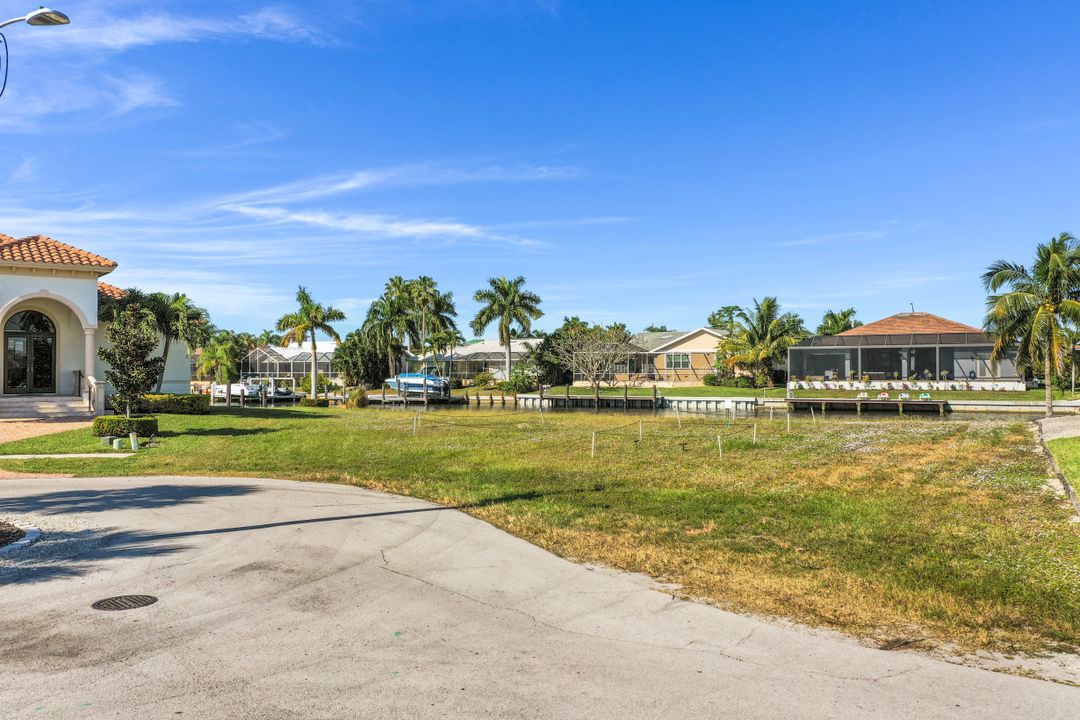 1114 Shenandoah Ct, Marco Island, FL 34145
